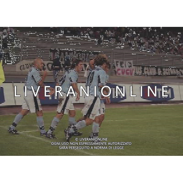 TORINO 29-08-1998 SUPERCOPPA ITALIANA JUVENTUS LAZIO NELLA FOTO ABBRACCI LAZIO AG ALDO LIVERANI SAS