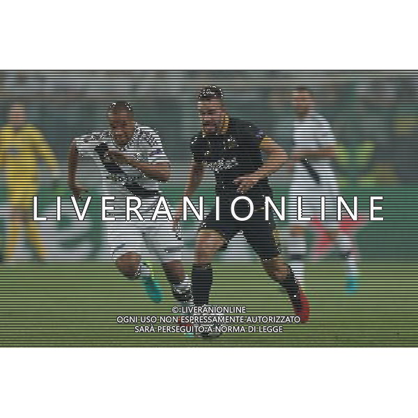 23.08.2016 WARSZAWA, LAZIENKOWSKA 3 PILKA NOZNA (FOOTBALL), LIGA MISTRZOW UEFA - 4 RUNDA ELIMINACJI, MECZ REWANZOWY ( UEFA CHAMPIONS LEAGUE - 4TH QUALIFICATION ROUND, SECOND GAME) MECZ (GAME) LEGIA WARSZAWA - DUNDALK FC NZ VADIS ODJIDJA-OFOE, ROBERT BENSON FOTO LUKASZ GROCHALA/CYFRASPORT / NEWSPIX.PL --- Newspix.pl AG ALDO LIVERANI SAS ONLY ITALY *** Local Caption *** www.newspix.pl mail us: info@newspix.pl call us: 0048 022 23 22 222 --- Polish Picture Agency by Ringier Axel Springer Poland