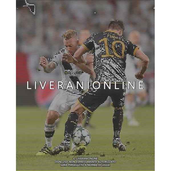 2016.08.23 Warszawa Pilka nozna Liga Mistrzow sezon 2016/2017 IV Runda Kwalifikacji Legia Warszawa - Dundalk FC N/z Thibault Moulin, Ronan Finn Foto Lukasz Laskowski / PressFocus 2016.08.23 Warszawa Football UEFA Champions League season 2016/2017 Play-offs second leg Legia Warszawa - Dundalk FC Thibault Moulin, Ronan Finn Credit: Lukasz Laskowski / PressFocus / NEWSPIX.PL --- Newspix.pl AG ALDO LIVERANI SAS ONLY ITALY *** Local Caption *** www.newspix.pl mail us: info@newspix.pl call us: 0048 022 23 22 222 --- Polish Picture Agency by Ringier Axel Springer Poland