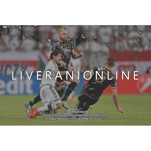 2016.08.23 Warszawa Pilka nozna Liga Mistrzow sezon 2016/2017 IV Runda Kwalifikacji Legia Warszawa - Dundalk FC N/z Guliherme C Marques, Andy Boyle Foto Lukasz Laskowski / PressFocus 2016.08.23 Warszawa Football UEFA Champions League season 2016/2017 Play-offs second leg Legia Warszawa - Dundalk FC Guliherme C Marques, Andy Boyle Credit: Lukasz Laskowski / PressFocus / NEWSPIX.PL --- Newspix.pl AG ALDO LIVERANI SAS ONLY ITALY *** Local Caption *** www.newspix.pl mail us: info@newspix.pl call us: 0048 022 23 22 222 --- Polish Picture Agency by Ringier Axel Springer Poland