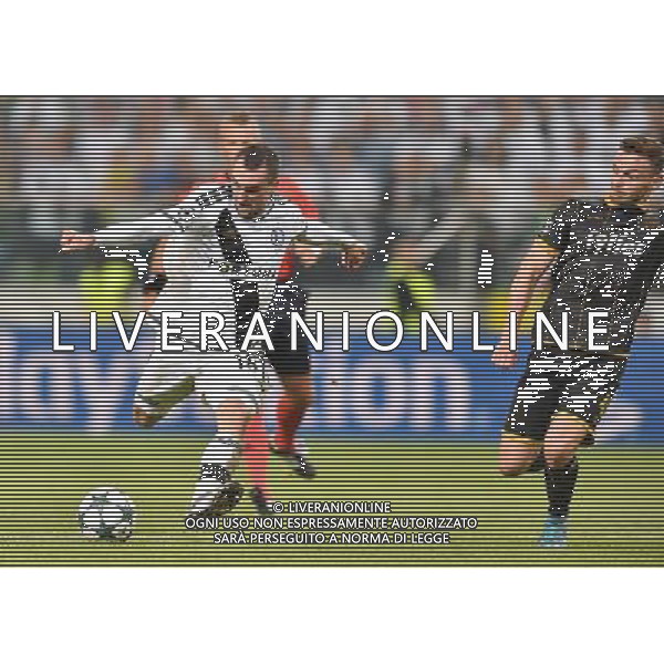 2016.08.23 Warszawa Pilka nozna Liga Mistrzow sezon 2016/2017 IV Runda Kwalifikacji Legia Warszawa - Dundalk FC N/z Michal Kucharczyk gol, radosc, bramka Foto Lukasz Laskowski / PressFocus 2016.08.23 Warszawa Football UEFA Champions League season 2016/2017 Play-offs second leg Legia Warszawa - Dundalk FC Michal Kucharczyk gol, radosc, bramka Credit: Lukasz Laskowski / PressFocus / NEWSPIX.PL --- Newspix.pl AG ALDO LIVERANI SAS ONLY ITALY *** Local Caption *** www.newspix.pl mail us: info@newspix.pl call us: 0048 022 23 22 222 --- Polish Picture Agency by Ringier Axel Springer Poland