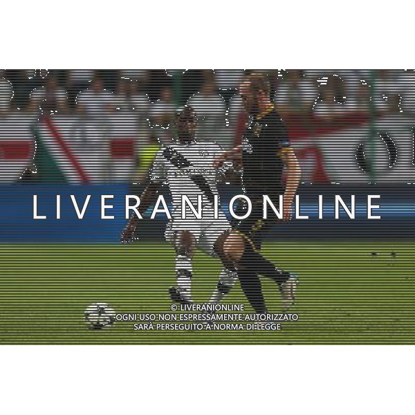 2016.8.23, Warszawa , UEFA Champions League , Legia Warsaw - Dundalk FC , Liga Mistrzow , Legia Warszawa - Dundalk FC n z Chris Shields (Dundalk), Steeven Langil (Legia) fot. Tomasz Jastrzebowski / Foto Olimpik / NEWSPIX.PL --- Newspix.pl AG ALDO LIVERANI SAS ONLY ITALY *** Local Caption *** www.newspix.pl mail us: info@newspix.pl call us: 0048 022 23 22 222 --- Polish Picture Agency by Ringier Axel Springer Poland