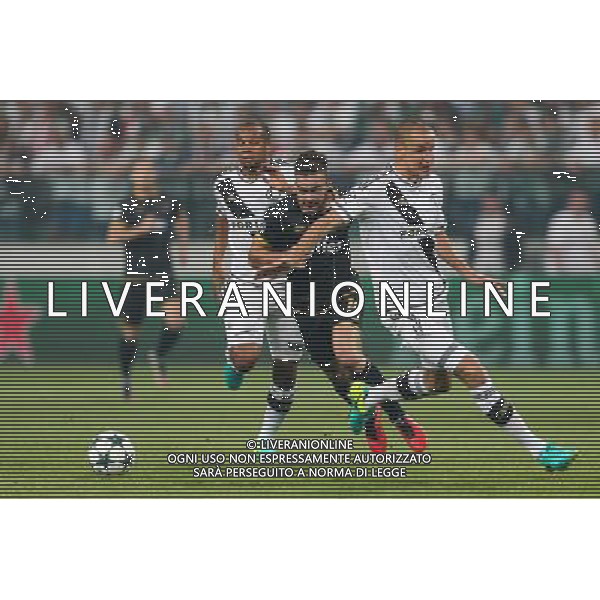 2016.8.23, Warszawa , UEFA Champions League , Legia Warsaw - Dundalk FC , Liga Mistrzow , Legia Warszawa - Dundalk FC n z Robert Benson (Dundalk), Adam Hlousek (Legia), Vadis Odjidja (Legia) fot. Tomasz Jastrzebowski / Foto Olimpik / NEWSPIX.PL --- Newspix.pl AG ALDO LIVERANI SAS ONLY ITALY *** Local Caption *** www.newspix.pl mail us: info@newspix.pl call us: 0048 022 23 22 222 --- Polish Picture Agency by Ringier Axel Springer Poland