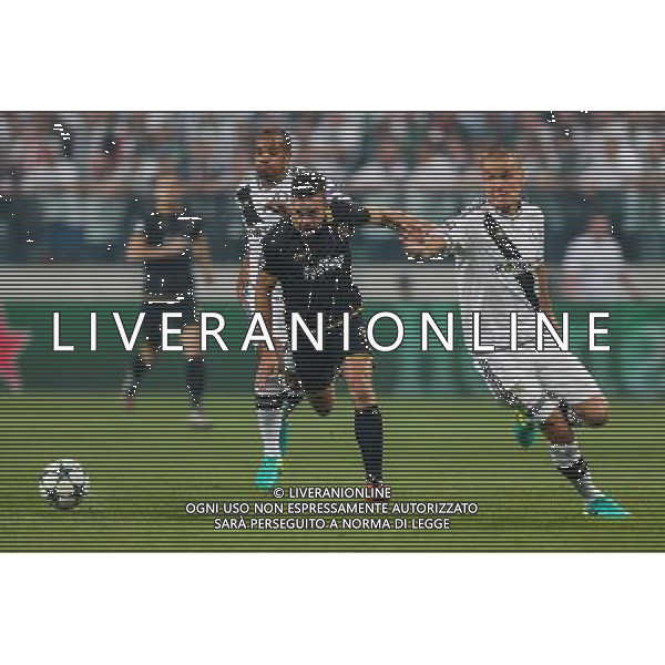 2016.8.23, Warszawa , UEFA Champions League , Legia Warsaw - Dundalk FC , Liga Mistrzow , Legia Warszawa - Dundalk FC n z Robert Benson (Dundalk), Adam Hlousek (Legia), Vadis Odjidja (Legia) fot. Tomasz Jastrzebowski / Foto Olimpik / NEWSPIX.PL --- Newspix.pl AG ALDO LIVERANI SAS ONLY ITALY *** Local Caption *** www.newspix.pl mail us: info@newspix.pl call us: 0048 022 23 22 222 --- Polish Picture Agency by Ringier Axel Springer Poland