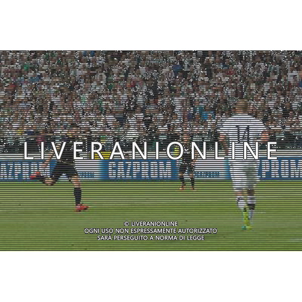 2016.8.23, Warszawa , UEFA Champions League , Legia Warsaw - Dundalk FC , Liga Mistrzow , Legia Warszawa - Dundalk FC n z Robert Benson (Dundalk) gol bramka goal fot. Tomasz Jastrzebowski / Foto Olimpik / NEWSPIX.PL --- Newspix.pl AG ALDO LIVERANI SAS ONLY ITALY *** Local Caption *** www.newspix.pl mail us: info@newspix.pl call us: 0048 022 23 22 222 --- Polish Picture Agency by Ringier Axel Springer Poland