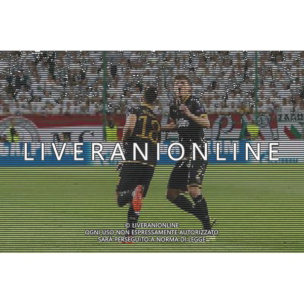 2016.8.23, Warszawa , UEFA Champions League , Legia Warsaw - Dundalk FC , Liga Mistrzow , Legia Warszawa - Dundalk FC n z Robert Benson (Dundalk) gol bramka radosc goal celebration, Sean Gannon (Dundalk) fot. Tomasz Jastrzebowski / Foto Olimpik / NEWSPIX.PL --- Newspix.pl AG ALDO LIVERANI SAS ONLY ITALY *** Local Caption *** www.newspix.pl mail us: info@newspix.pl call us: 0048 022 23 22 222 --- Polish Picture Agency by Ringier Axel Springer Poland