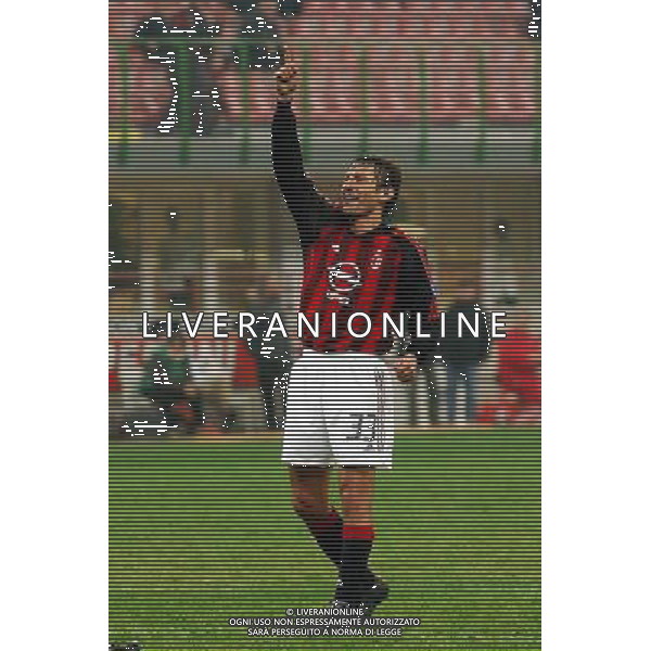 MILANO,18-12-02 DFP/FOTO GIORGIO RAVEZZANI COPPA ITALIA/MILAN-ANCONA: NELLA FOTO ESULTANZA GOAL LEONARDO