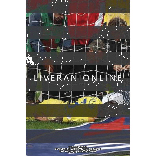 MILANO,19-12-02 DFP/FOTO MARCO DE PONTI COPPA ITALIA/INTER-BARI: NELLA FOTO INFORTUNIO KALLON-DOTT. COMBI-DELLACASA MARCO AG ALDO LIVERANI SAS