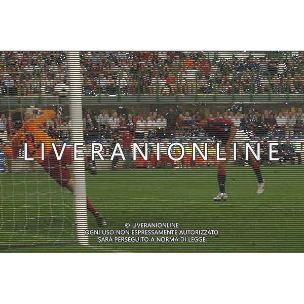 MILANO,31-05-03 DFP/FOTO MARCO DE PONTI FINALE COPPA ITALIA/ MILAN-ROMA: NELLA FOTO GOAL RIVALDO AG ALDO LIVERANI SAS