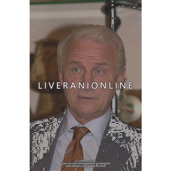 MILANO,09-07-02 DFP/ FOTO GIORGIO RAVEZZANI GIOVANNI TRAPATTONI IN GAZZETTA DELLO SPORT NELLA FOTO GIOVANNI TRAPATTONI AG ALDO LIVERANI SAS