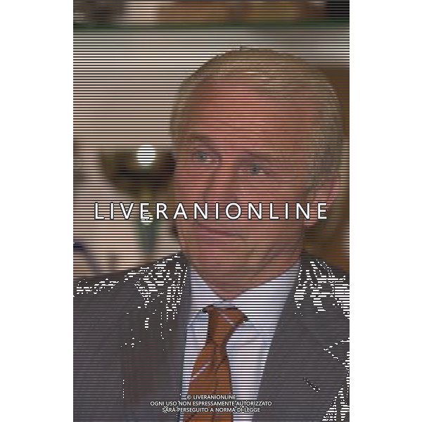 MILANO,09-07-02 DFP/ FOTO GIORGIO RAVEZZANI GIOVANNI TRAPATTONI IN GAZZETTA DELLO SPORT NELLA FOTO GIOVANNI TRAPATTONI AG ALDO LIVERANI SAS
