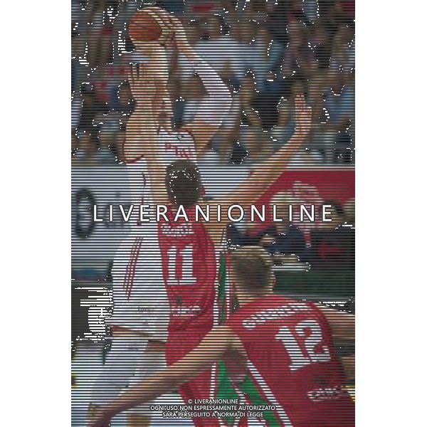 2016.08.31 Wloclawek, Koszykowka, Kwalifikacje do mistrzostw Europy - EuroBasket 2017, mecz Polska - Portugalia N/z Maciej Lampe (Polska nr 1) Miguel Queiroz (Portugalia nr 11) Joao Guerreiro (Portugalia nr 12) Foto Piotr Kieplin / PressFocus 2016.08.31 Wloclawek, EuroBasket 2017 qualification match Poland - Portugal N/z Maciej Lampe (Polska nr 1) Miguel Queiroz (Portugalia nr 11) Joao Guerreiro (Portugalia nr 12) Credit: Piotr Kieplin / PressFocus / NEWSPIX.PL --- Newspix.pl/ AGENZIA ALDO LIVERANI SAS - ITALY ONLY EDITORIAL USE ONLY