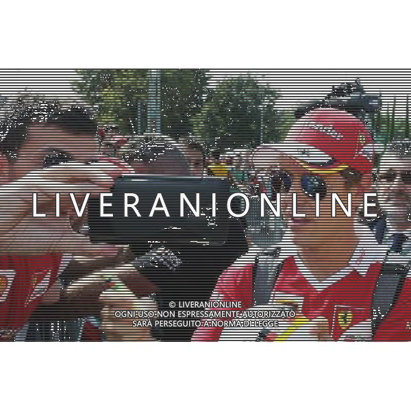 Sebastian Vettel (GER) Ferrari with fans. 01.09.2016. Formula 1 World Championship, Rd 14, Italian Grand Prix, Monza, Italy, Preparation Day. / AGENZIA ALDO LIVERANI SAS - ITALY ONLY EDITORIAL USE ONLY
