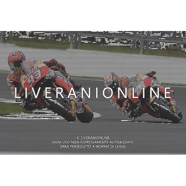 02.09.2016. Silverstone, Towcester, Inghilterra. Marc Marquez e Dani Pedrosa (Repsol Honda) durante le libere. AG ALDO LIVERANI SAS