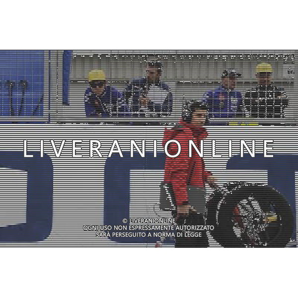 04.09.2016. Silverstone, Towcester, Inghilterra. Valentino Rossi alla partenza di Moto3. / Gp Silvestone Silverstone Towcester Gran Bretagna Motomondiale 04.09.2016 Â©PIAZZOLLA/ AGENZIA ALDO LIVERANI SAS