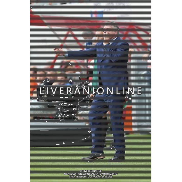 TRNAWA 04.09.2016 SPORT PILKA NOZNA ELIMINACJE DO MISTRZOSTW SWIATA ROSJA 2018 GRUPA F SLOWACJA - ANGLIA NZ. SAM ALLARDYCE TRENER HEAD COACH ENG FOT. MICHAL CHWIEDUK / FOKUSMEDIA / NEWSPIX.PL TRNAVA 04.09.2016 SPORT FOOTBALL QUALIFICATION FOR THE WORLD CUP RUSSIA 2018 SLOVAKIA - ENGLAND FOT. MICHAL CHWIEDUK / FOKUSMEDIA / NEWSPIX.PL --- Newspix.pl AG ALDO LIVERANI SAS ONLY ITALY *** Local Caption *** www.newspix.pl mail us: info@newspix.pl call us: 0048 022 23 22 222 --- Polish Picture Agency by Ringier Axel Springer Poland