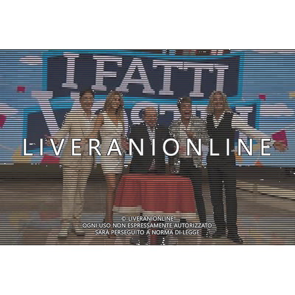 Trasmissione TV \' I Fatti Vostri \' Roma - 08.09.2016 - Studi Rai Teulada - nella foto: da sx Paolo Fox Adriana Volpe Giancarlo Magalli Marcello Cirillo e Demo Morselli /Ph.Corradetti-Ag Aldo Liverani / AGENZIA ALDO LIVERANI SAS