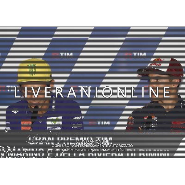 Misano Adriatico ( RN ) 08/09/16 Misano World Circuit Marco Simoncelli. Gran Premio TIM di San Marino e della Riviera di Rimini 2016 - MOTOGP Nella foto: Valentino Rossi ( ITA ) su YAMAHA e Marc Marquez ( ESP ) su HONDA PH Lauro Montagnini / AGENZIA ALDO LIVERANI SAS