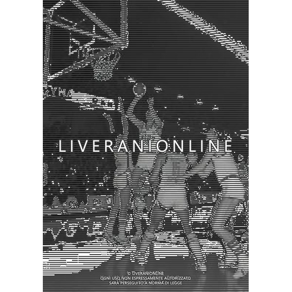 MILANO 1978-1979 CAMPIONATO DI BASKET BILLY MILANO-GABETTI CANTU NELLA FOTO MIKE D\'ANTONI AG ALDO LIVERANI SAS