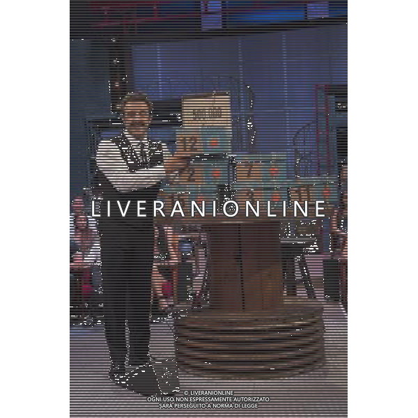 Trasmissione TV \' Affari Tuoi \' Roma - 09.09.2016 - Teatro delle Vittorie - nella foto: Flavio Insinna /Ph.Corradetti-Ag Aldo Liverani / AGENZIA ALDO LIVERANI SAS