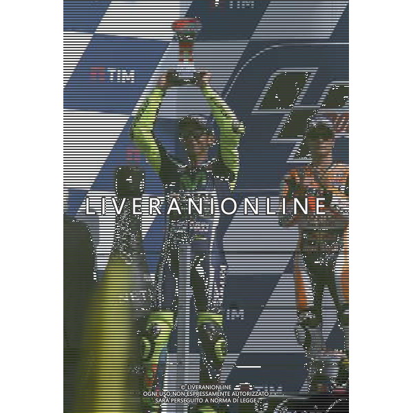 Misano Adriatico ( RN ) 11/09/16 Misano World Circuit Marco Simoncelli. Gran Premio TIM di San Marino e della Riviera di Rimini 2016 - MOTOGP Premiazione Nella foto: 2Â° Class. Valentino Rossi ( ITA ) su YAMAHA mentre festeggia sul podio PH Lauro Montagnini / AGENZIA ALDO LIVERANI SAS