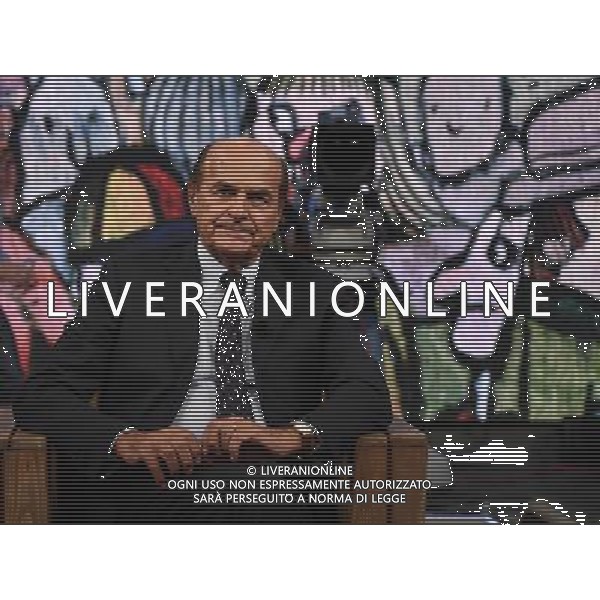L\'ex segretario del Pd Pierluigi Bersani ospite della trasmissione televisiva condotta da Giovanni Floris DiMartedi\' a LA7 Roma 13 settembre 2016 Â©CORRADETTI / AGENZIA ALDO LIVERANI SAS