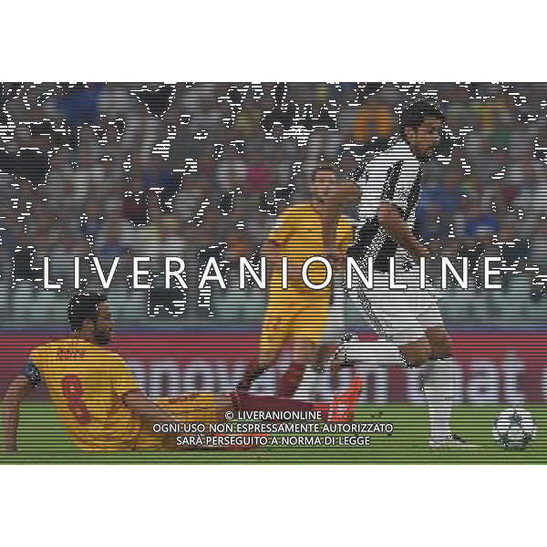 UEFA Champions League 2016/2017 Finale Fase a Girone Gruppo H Torino - 14.09.2016 Juventus-Siviglia Nella Foto:khedira iborra /Ph.Vitez-Ag. Aldo Liverani