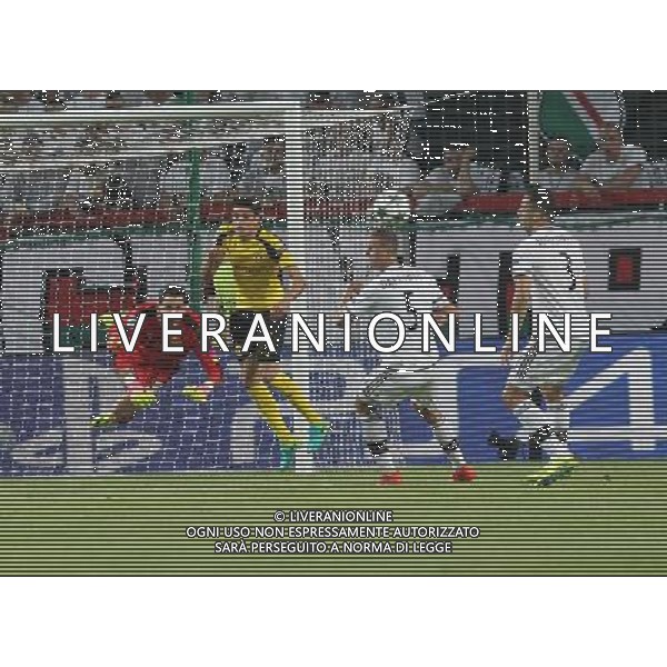 WARSZAWA 14.09.2016 LIGA MISTRZOW UEFA CHAMPION LEAGUE GRUPA F LEGIA WARSZAWA VS BORUSSIA DORTMUND NZ. ROMAN BURKI MARC BARTNA MACIEJ DABROWSKI TOMASZ JODLOWIEC FOT. ALEKSANDER MAJDANSKI / NEWSPIX.PL --- Newspix.pl AG ALDO LIVERANI SAS ONLY ITALY *** Local Caption *** www.newspix.pl mail us: info@newspix.pl call us: 0048 022 23 22 222 --- Polish Picture Agency by Ringier Axel Springer Poland