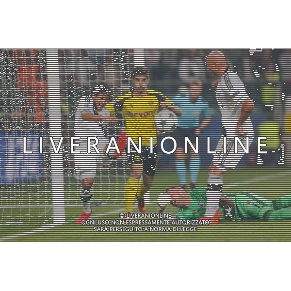 2016.9.14, Warszawa , UEFA Champions League Group F , Legia Warsaw - Borussia Dortmund , Liga Mistrzow , Grupa F , Legia Warszawa - Borussia Dortmund n z Arkadiusz Malarz (Legia), Guilherme (Legia), Chrisian Pulisic (Borussia), Jakub Czerwinsk (Legia) fot. Tomasz Jastrzebowski / Foto Olimpik / NEWSPIX.PL --- Newspix.pl AG ALDO LIVERANI SAS ONLY ITALY *** Local Caption *** www.newspix.pl mail us: info@newspix.pl call us: 0048 022 23 22 222 --- Polish Picture Agency by Ringier Axel Springer Poland