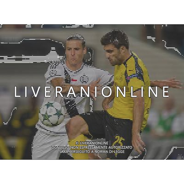 2016.09.14 Warszawa Pilka nozna UEFA Liga Mistrzow Sezon 2016/2017 Legia Warszawa - Borussia Dortmund N/z Aleksandar Prijovic, Sokratis Papastathopoulos Foto Rafal Oleksiewicz / PressFocus 2016.09.14 Warszawa Football UEFA Champions League Season 2016/2017 Legia Warszawa - Borussia Dortmund Aleksandar Prijovic, Sokratis Papastathopoulos Credit: Rafal Oleksiewicz / PressFocus / NEWSPIX.PL --- Newspix.pl AG ALDO LIVERANI SAS ONLY ITALY *** Local Caption *** www.newspix.pl mail us: info@newspix.pl call us: 0048 022 23 22 222 --- Polish Picture Agency by Ringier Axel Springer Poland