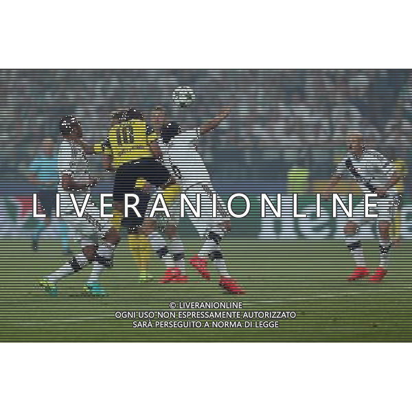 14.09.2016 WARSZAWA, LAZIENKOWSKA 3 PILKA NOZNA (FOOTBALL), LIGA MISTRZOW UEFA , FAZA GRUPOWA - GRUPA F ( UEFA CHAMPIONS LEAGUE - GROUP STAGE, GROUP F) MECZ (GAME) LEGIA WARSZAWA - BVB BORUSSIA DORTMUND NZ MARIO GOTZE BRAMKA, GOTZE FOTO LUKASZ GROCHALA/CYFRASPORT / NEWSPIX.PL --- Newspix.pl AG ALDO LIVERANI SAS ONLY ITALY *** Local Caption *** www.newspix.pl mail us: info@newspix.pl call us: 0048 022 23 22 222 --- Polish Picture Agency by Ringier Axel Springer Poland