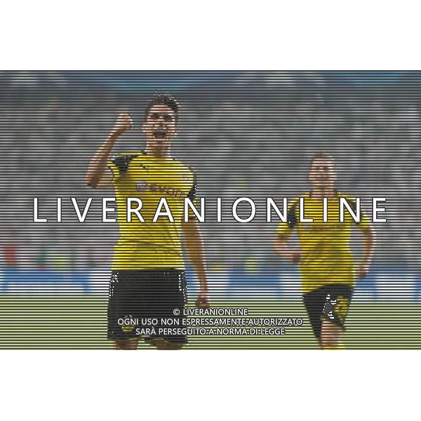 2016.09.14 Warszawa Pilka nozna UEFA Champions League Liga Mistrzow Grupa F sezon 2016/2017 Legia Warszawa - Borussia Dortmund N/Z bramka gol radosc na 0-3 Marc Bartra Foto Pawel Andrachiewicz / PressFocus 2016.09.14 Warsaw Football UEFA Champions League Group F season 2016/2017 Legia Warsaw - Borussia Dortmund bramka gol radosc na 0-3 Marc Bartra Photo Pawel Andrachiewicz / PressFocus / NEWSPIX.PL --- Newspix.pl AG ALDO LIVERANI SAS ONLY ITALY *** Local Caption *** www.newspix.pl mail us: info@newspix.pl call us: 0048 022 23 22 222 --- Polish Picture Agency by Ringier Axel Springer Poland