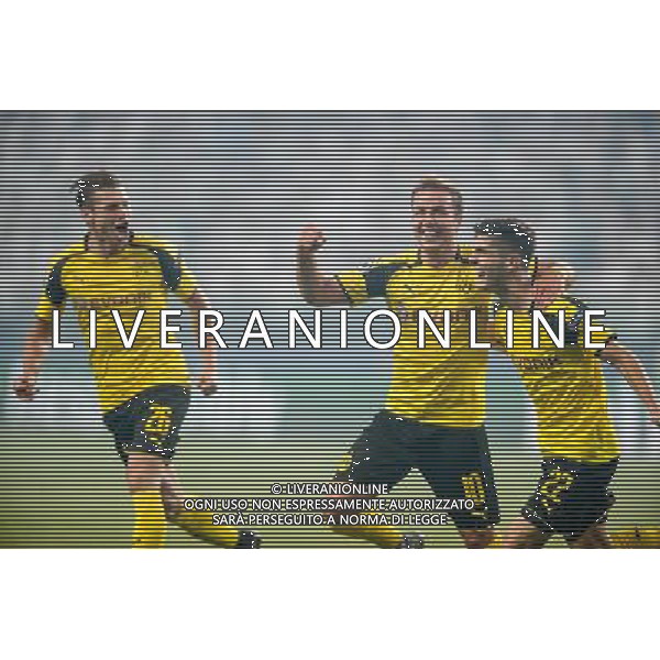 2016.09.14 Warszawa Pilka nozna UEFA Champions League Liga Mistrzow Grupa F sezon 2016/2017 Legia Warszawa - Borussia Dortmund N/Z bramka gol radosc na 1-0 Mario Goetze Gotze Foto Pawel Andrachiewicz / PressFocus 2016.09.14 Warsaw Football UEFA Champions League Group F season 2016/2017 Legia Warsaw - Borussia Dortmund bramka gol radosc na 1-0 Mario Goetze Gotze Photo Pawel Andrachiewicz / PressFocus / NEWSPIX.PL --- Newspix.pl / NEWSPIX.PL --- Newspix.pl AG ALDO LIVERANI SAS ONLY ITALY *** Local Caption *** www.newspix.pl mail us: info@newspix.pl call us: 0048 022 23 22 222 --- Polish Picture Agency by Ringier Axel Springer Poland