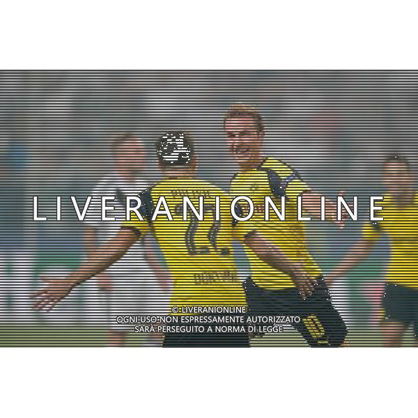2016.09.14 Warszawa Pilka nozna UEFA Champions League Liga Mistrzow Grupa F sezon 2016/2017 Legia Warszawa - Borussia Dortmund N/Z bramka gol radosc na 1-0 Mario Goetze Gotze Foto Pawel Andrachiewicz / PressFocus 2016.09.14 Warsaw Football UEFA Champions League Group F season 2016/2017 Legia Warsaw - Borussia Dortmund bramka gol radosc na 1-0 Mario Goetze Gotze Photo Pawel Andrachiewicz / PressFocus / NEWSPIX.PL --- Newspix.pl / NEWSPIX.PL --- Newspix.pl AG ALDO LIVERANI SAS ONLY ITALY *** Local Caption *** www.newspix.pl mail us: info@newspix.pl call us: 0048 022 23 22 222 --- Polish Picture Agency by Ringier Axel Springer Poland