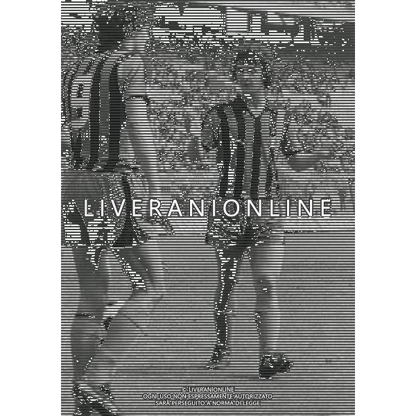 RETROSPETTIVA EVARISTO BECCALOSSI CALCIATORE NELLA FOTO EVARISTO BECCALOSSI CON LA MAGLIA DELL\'INTER AG ALDO LIVERANI SAS