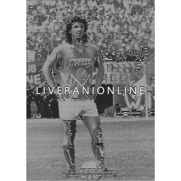 RETROSPETTIVA EVARISTO BECCALOSSI CALCIATORE NELLA FOTO EVARISTO BECCALOSSI CON LA MAGLIA DEL BRESCIA AG ALDO LIVERANI SAS