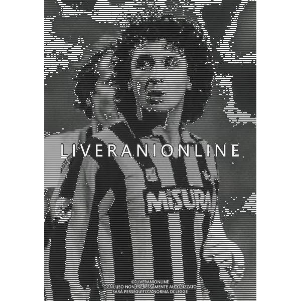 RETROSPETTIVA EVARISTO BECCALOSSI CALCIATORE NELLA FOTO EVARISTO BECCALOSSI CON LA MAGLIA DELL\'INTER AG ALDO LIVERANI SAS