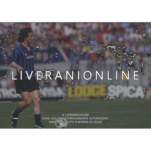RETROSPETTIVA EVARISTO BECCALOSSI CALCIATORE NELLA FOTO EVARISTO BECCALOSSI CON LA MAGLIA DELL\'INTER AG ALDO LIVERANI SAS