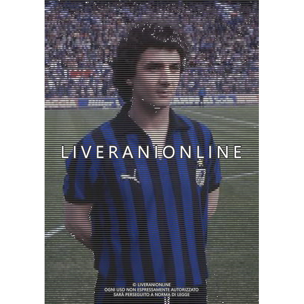 RETROSPETTIVA EVARISTO BECCALOSSI CALCIATORE NELLA FOTO EVARISTO BECCALOSSI CON LA MAGLIA DELL\'INTER AG ALDO LIVERANI SAS