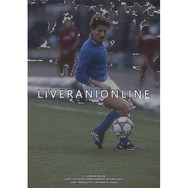 RETROSPETTIVA FRANCO SELVAGGI CALCIATORE NELLA FOTO FRANCO SELVAGGI CON LA MAGLIA DELLA NAZIONALE ITALIANA AG ALDO LIVERANI SAS