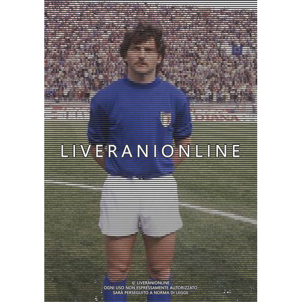RETROSPETTIVA FRANCO SELVAGGI CALCIATORE NELLA FOTO FRANCO SELVAGGI CON LA MAGLIA DELLA NAZIONALE ITALIANA AG ALDO LIVERANI SAS