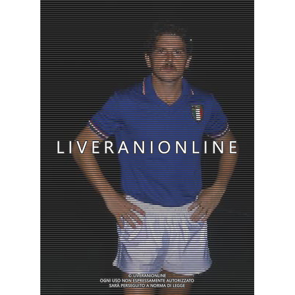 RETROSPETTIVA FRANCO SELVAGGI CALCIATORE NELLA FOTO FRANCO SELVAGGI CON LA MAGLIA DELLA NAZIONALE ITALIANA AG ALDO LIVERANI SAS