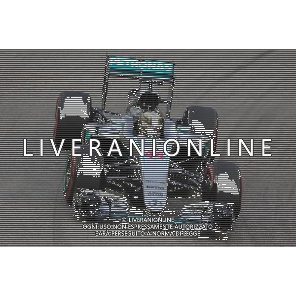 Lewis Hamilton (GBR), Mercedes AMG F1 Team 17.09.2016. Formula 1 World Championship, Rd 15, Singapore Grand Prix, Marina Bay Street Circuit, Singapore, Qualifying Day. / AGENZIA ALDO LIVERANI SAS - ITALY ONLY EDITORIAL USE ONLY