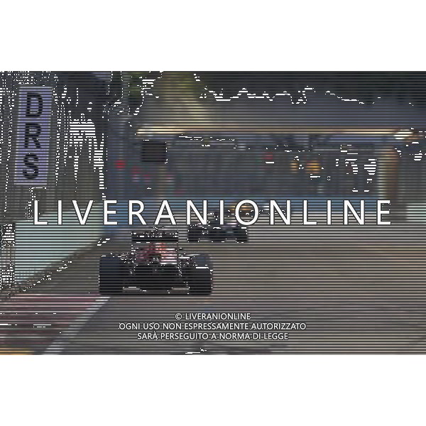 Carlos Sainz (ESP), Scuderia Toro Rosso 17.09.2016. Formula 1 World Championship, Rd 15, Singapore Grand Prix, Marina Bay Street Circuit, Singapore, Qualifying Day. / AGENZIA ALDO LIVERANI SAS - ITALY ONLY EDITORIAL USE ONLY