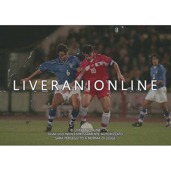 10-10-1998 UDINE STADIO FRIULI ITALIA SVIZZERA NELLA FOTO CIRIACO SFORZA E PAOLO MALDINI AG ALDO LIVERANI SAS
