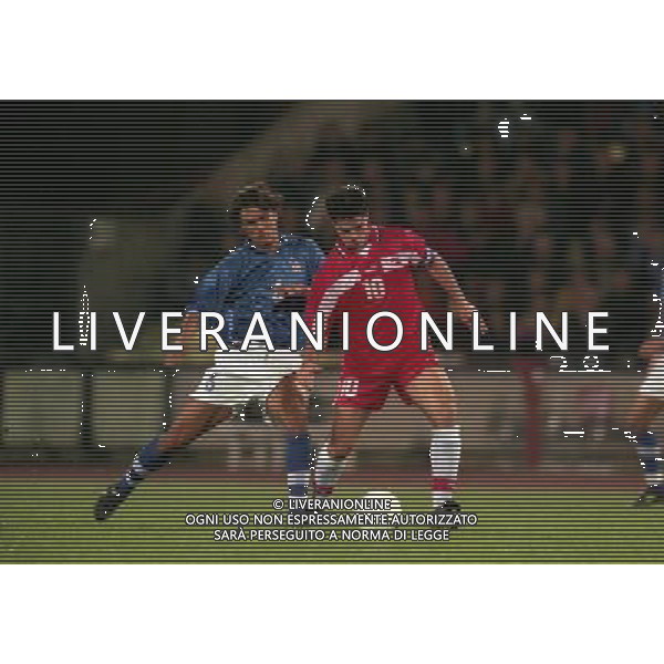 10-10-1998 UDINE STADIO FRIULI ITALIA SVIZZERA NELLA FOTO CIRIACO SFORZA E PAOLO MALDINI AG ALDO LIVERANI SAS