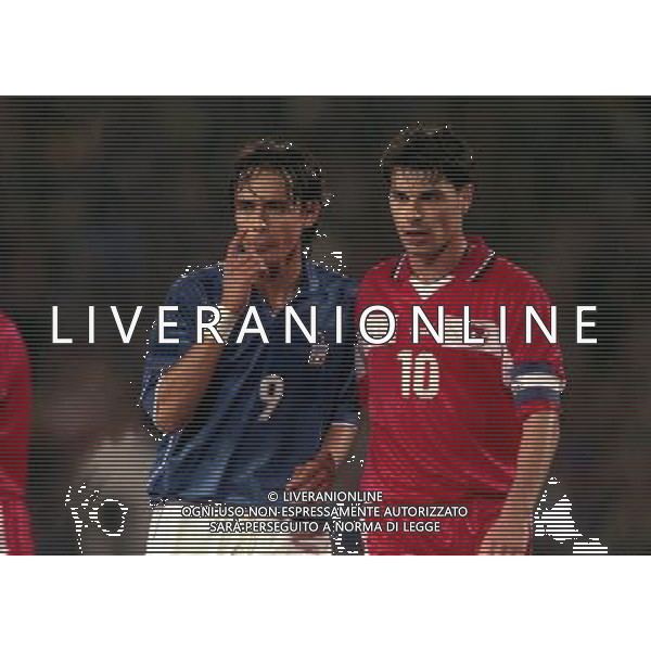 10-10-1998 UDINE STADIO FRIULI ITALIA SVIZZERA NELLA FOTO FILIPPO INZAGHI CON CIRIACO SFORZA AG ALDO LIVERANI SAS