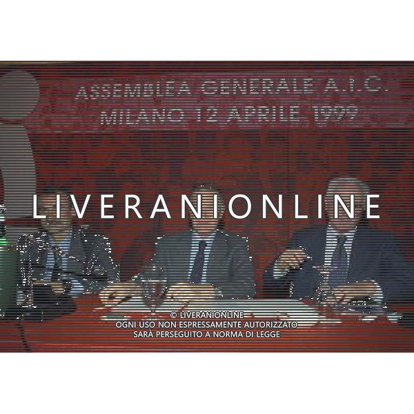 MILANO 12-04-1999 ASSEMBLEA AIC NELLA FOTO SERGIO CAMPANA CON AZEGLIO VICINI AG ALDO LIVERANI SAS