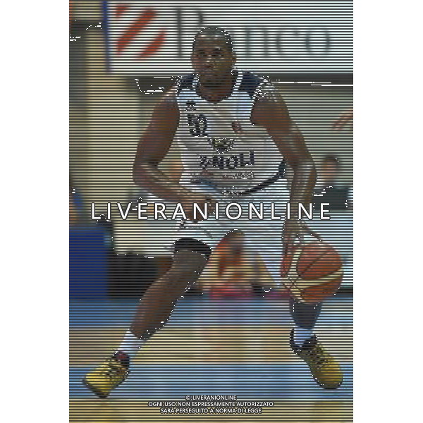 8Â° Trofeo Lombardia Natixis Cup Memorial Francesco Malberti Desio (MB) - 17.09.2016 Vanoli Cremona-Pallacanestro Cantu\' Nella Foto:Holloway Tu /Ph.Vitez-Ag. Aldo Liverani