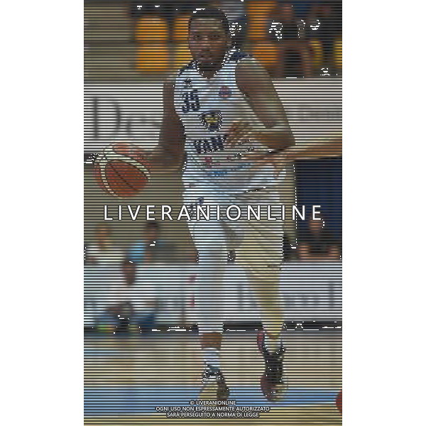 8Â° Trofeo Lombardia Natixis Cup Memorial Francesco Malberti Desio (MB) - 17.09.2016 Vanoli Cremona-Pallacanestro Cantu\' Nella Foto:Thomas Tashawn /Ph.Vitez-Ag. Aldo Liverani